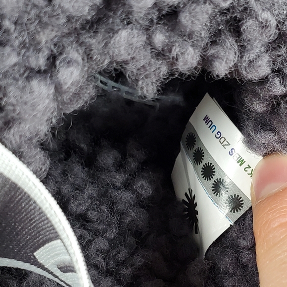 UGG Oh yeah Fulffita gray slippers - Picture 9 of 13